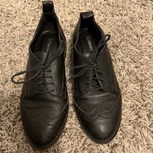 Black oxfords
